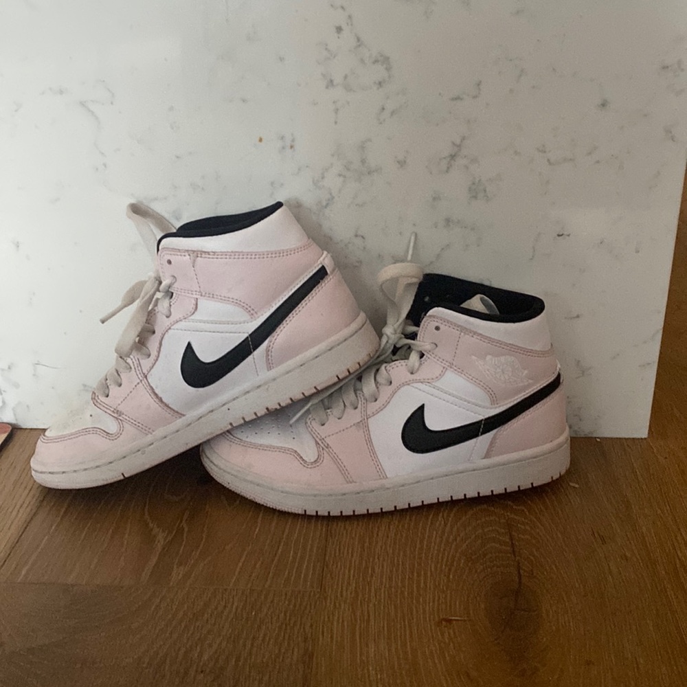 I’m selling air Jordan’s